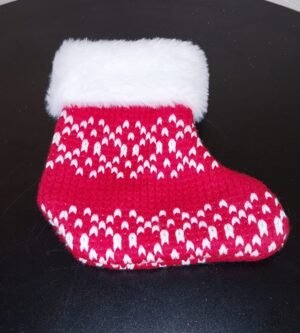 ENFEITE PENDENTE BOTA 13X18CM VERMELHO COM BRANCO CROMUS 1058588