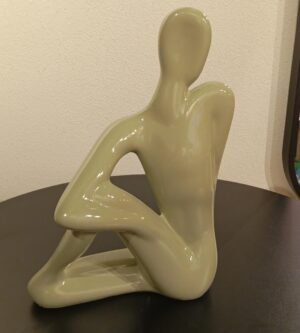 ESTATUA PILATES CERAMICA JUDITE 102 18B