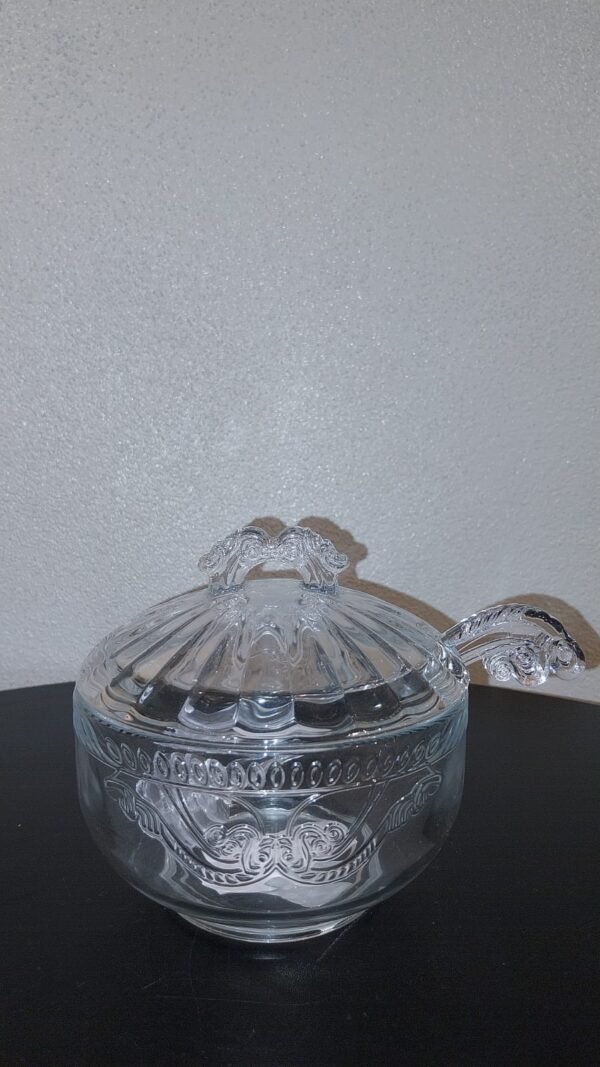 ACUCAREIRO IMPERIAL COM COLHER CRISTAL 12X11,5CM LYOR 4976
